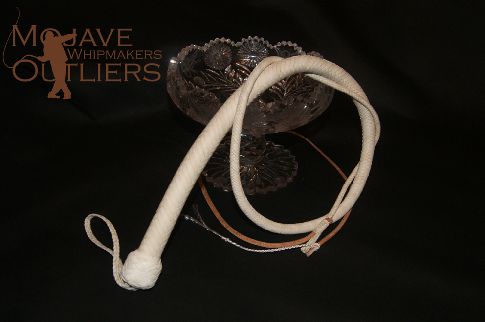 Mojave Outliers Whipmakers 4ft 16 plait white Snake Whip BM
