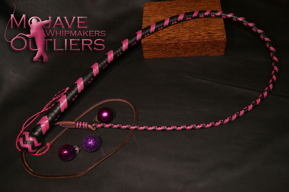 Another black and pink kangaroo leather BB whip, this time with a pink accent in the pineapple heel knot!